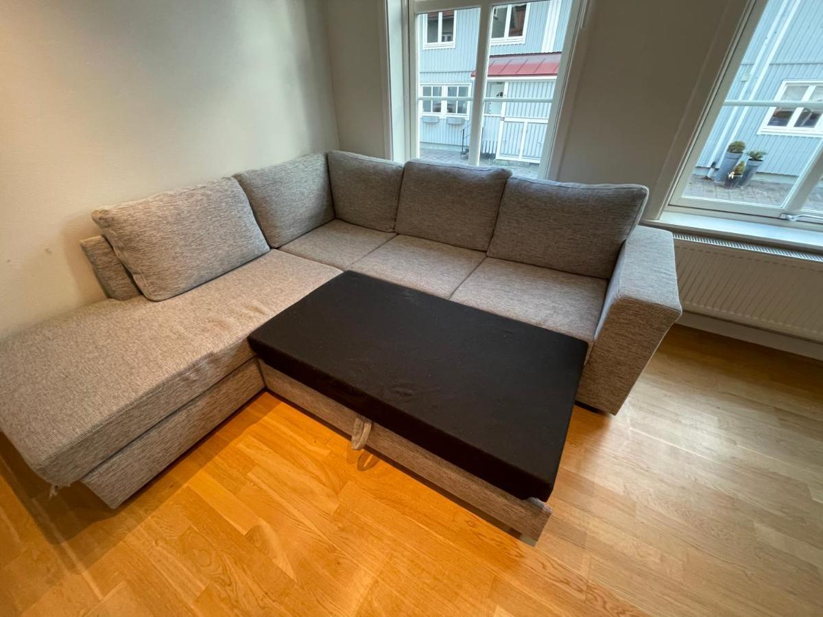 Fint, Gratis Parkering, Med 20 Min Till Goeteborg C Kungalv Luaran gambar