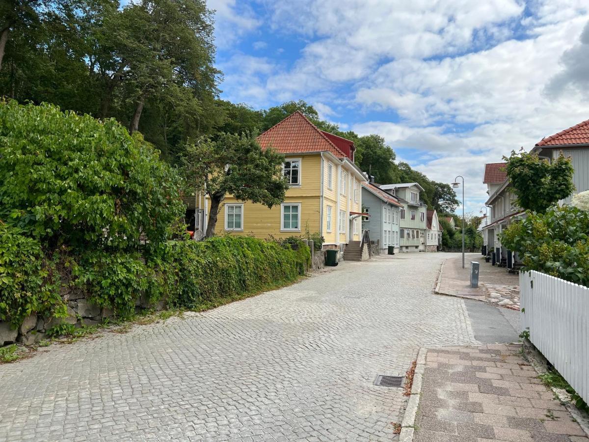 Fint, Gratis Parkering, Med 20 Min Till Goeteborg C Kungalv Luaran gambar